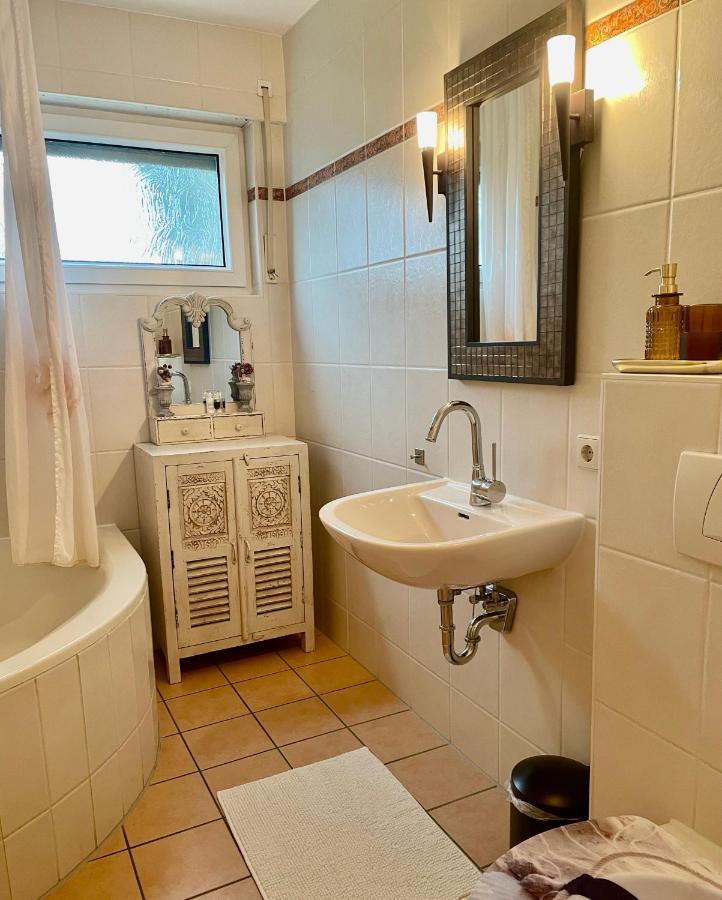 Ferienwohnung Louise 50 M Zum See Kressbronn am Bodensee Ngoại thất bức ảnh